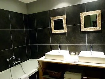 La 4* Villeneuve-lès-Avignon