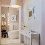 Hotel La 4*