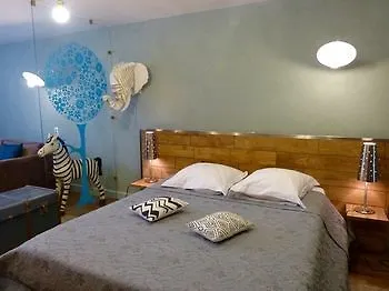 La 4*